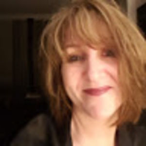 Meet your Posher, Claudia